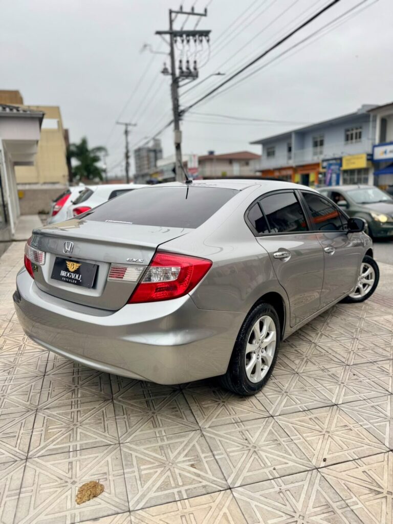 Honda Civic Sedan EXS 1.8 Flex 16V Aut. 4P 2013