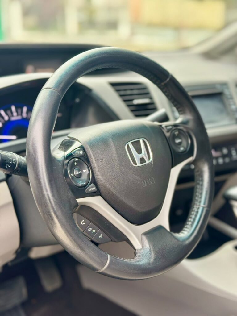 Honda Civic Sedan EXS 1.8 Flex 16V Aut. 4P 2013